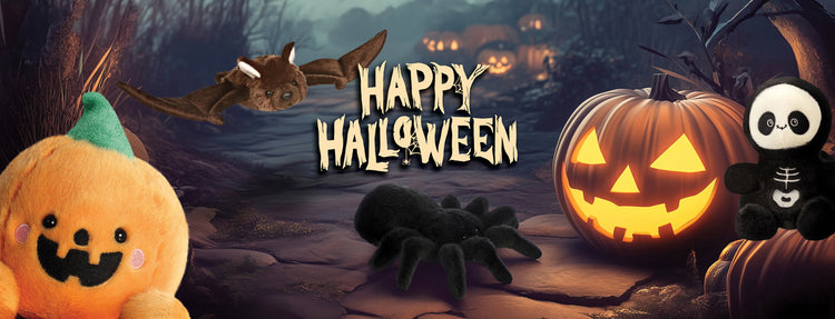 Happy Halloween: spooky plush friends